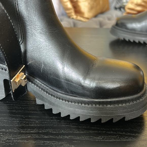 Steve Madden Black Leather Ankle Boots with gold accent. - Picture 5 of 15